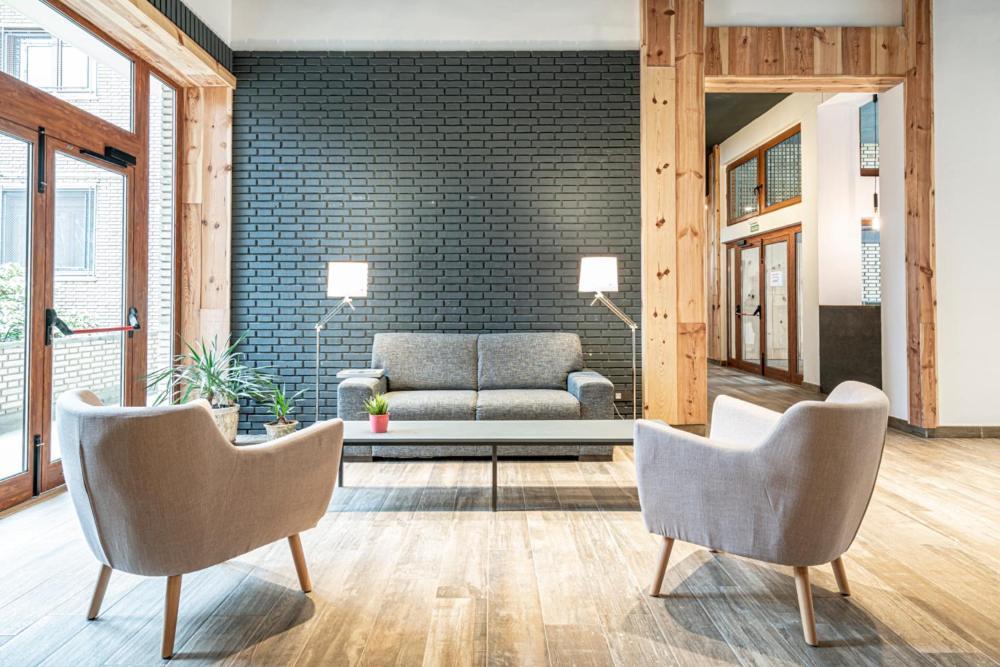 Hotel Met Pampeluna Zewnętrze zdjęcie